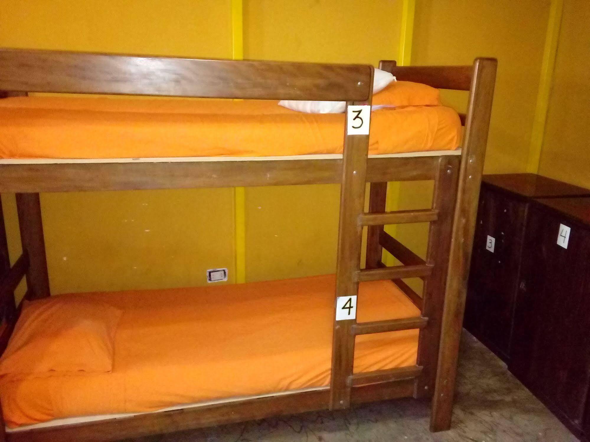 Nomade Backpackers